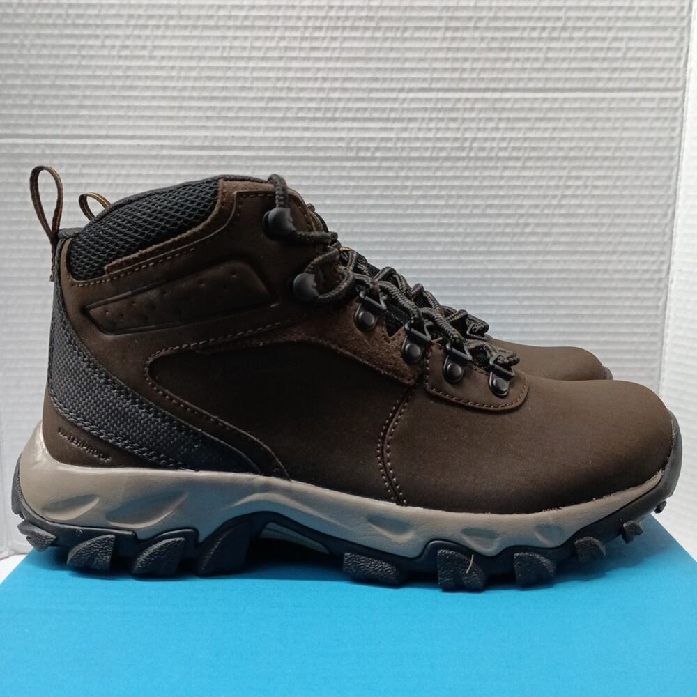 Columbia Newton Ridge‎ Plus II Waterproof Boots Men's Size 7